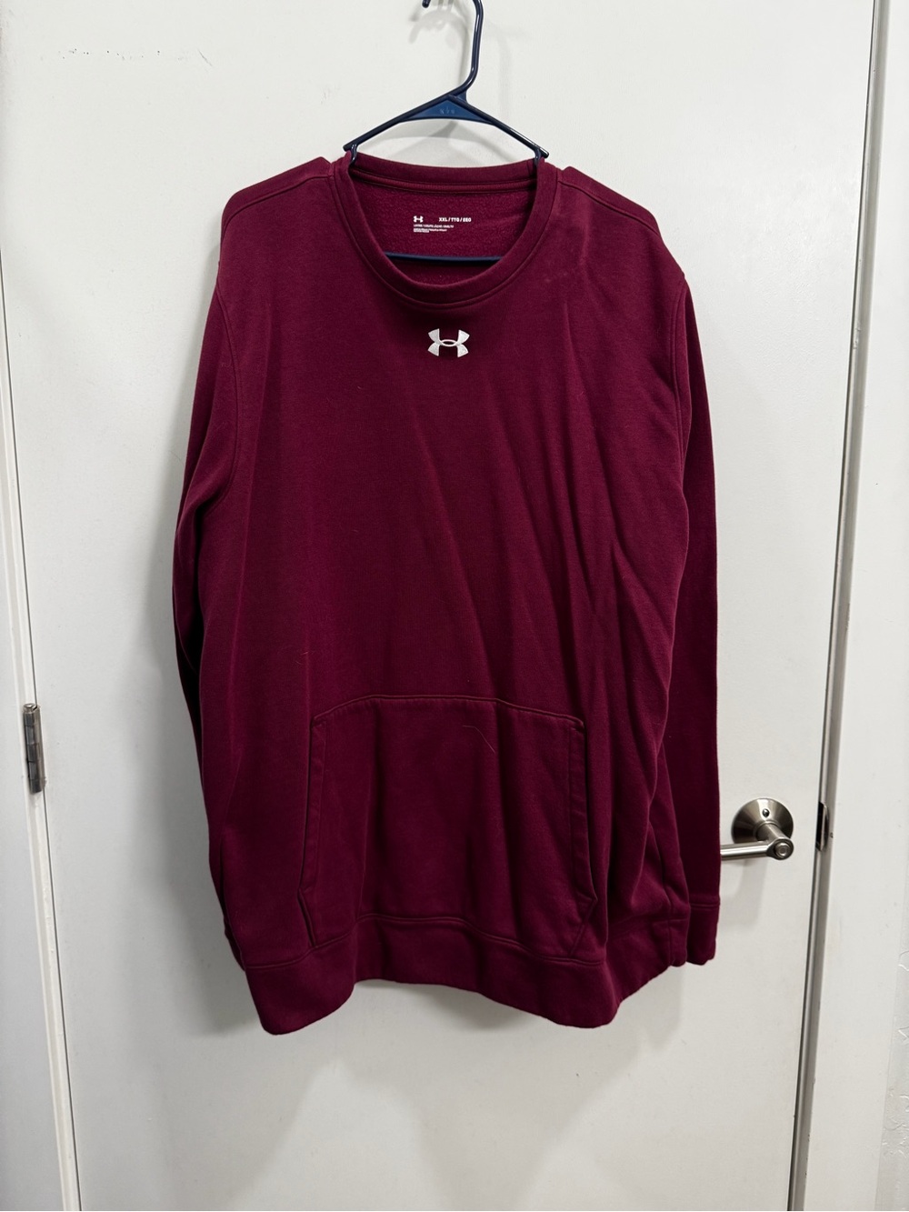 Under Armour Men’s Burgundy Crewneck Sweatshirt with Front Pocket
